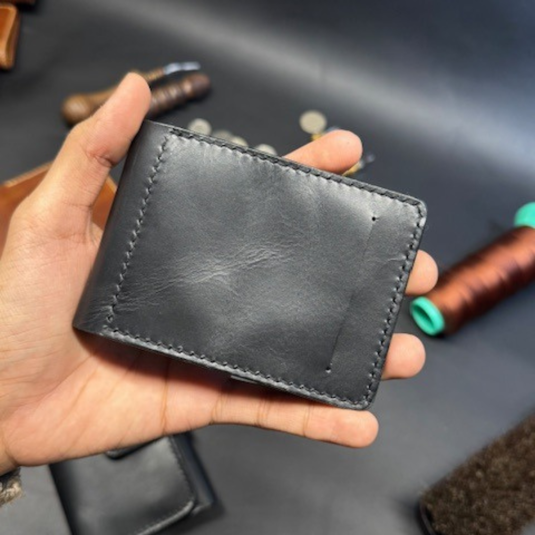 Classic Black Leather Bi-Fold Wallet/ Money Clip