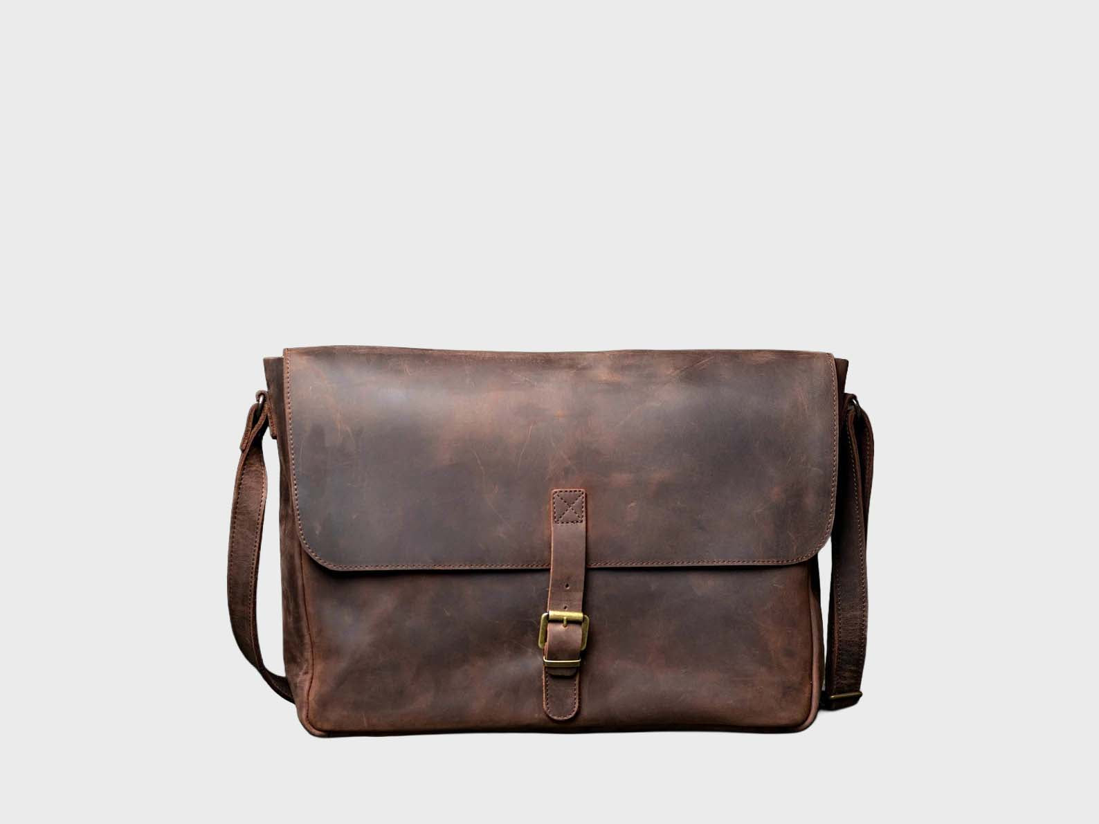 Vintage Explorer Leather Messenger Bag