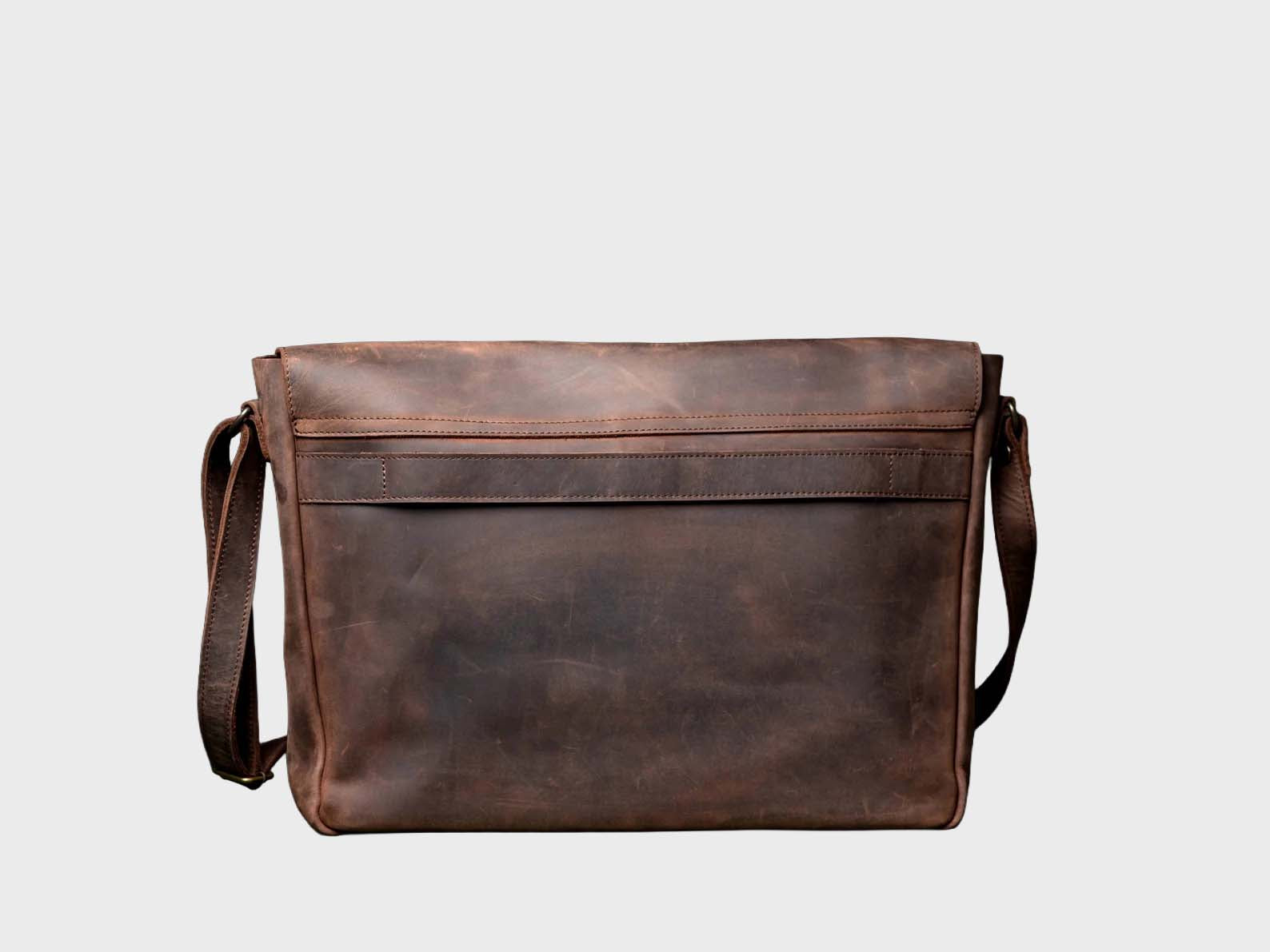 Vintage Explorer Leather Messenger Bag