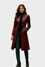 Women’s Sleek Black Slim-Fit Minimalist Leather Jacket